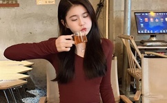 激情偷乱人成视频在线观看